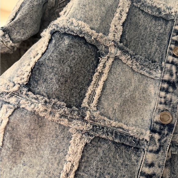 NWOT Fashion Nova Distressed Patchwork Denim Jacket - Picture 3 of 4